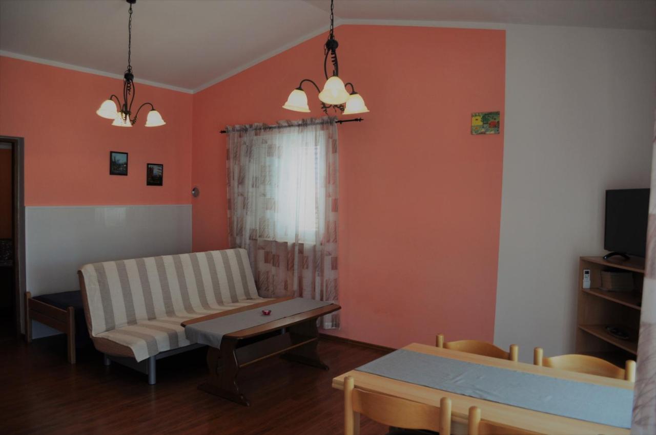 Marina Apartments 维尔 外观 照片